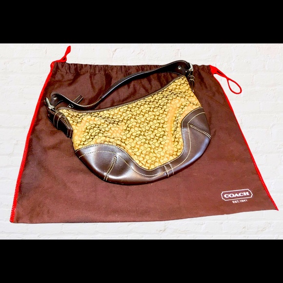 Coach Monogram Swinger Bag - Picture 3 of 5